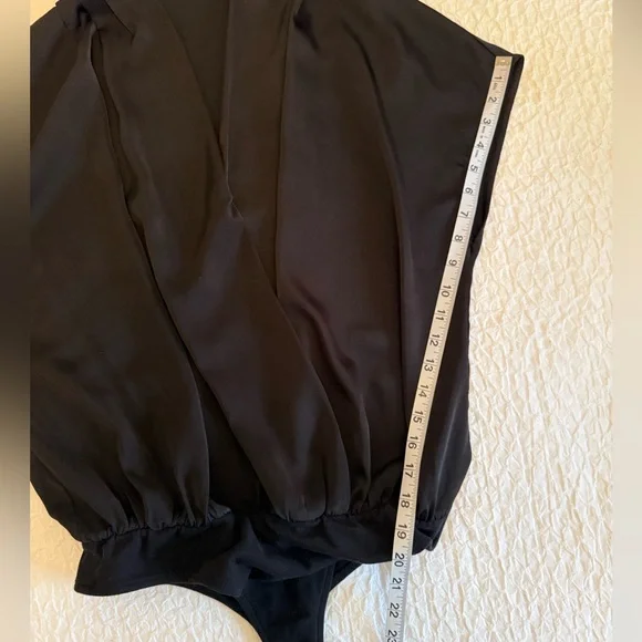Aiblee Black Surplice Bodysuit - Size Large - Picture 6 of 12